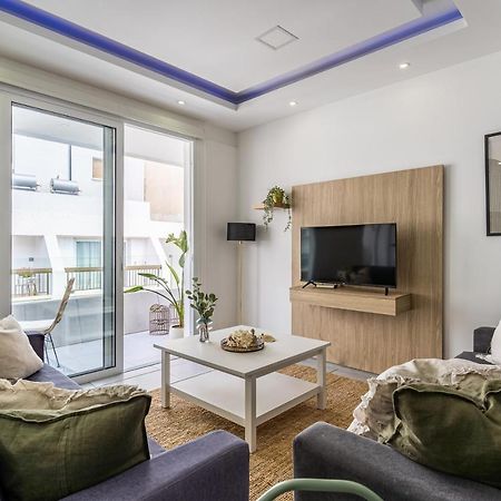 Beach Daze 1-Br Apt By Finikoudes Beach Larnaca Dış mekan fotoğraf